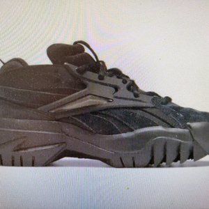 NWOT REEBOK Cardi B Club C V2 Women's Shoes Core Black
